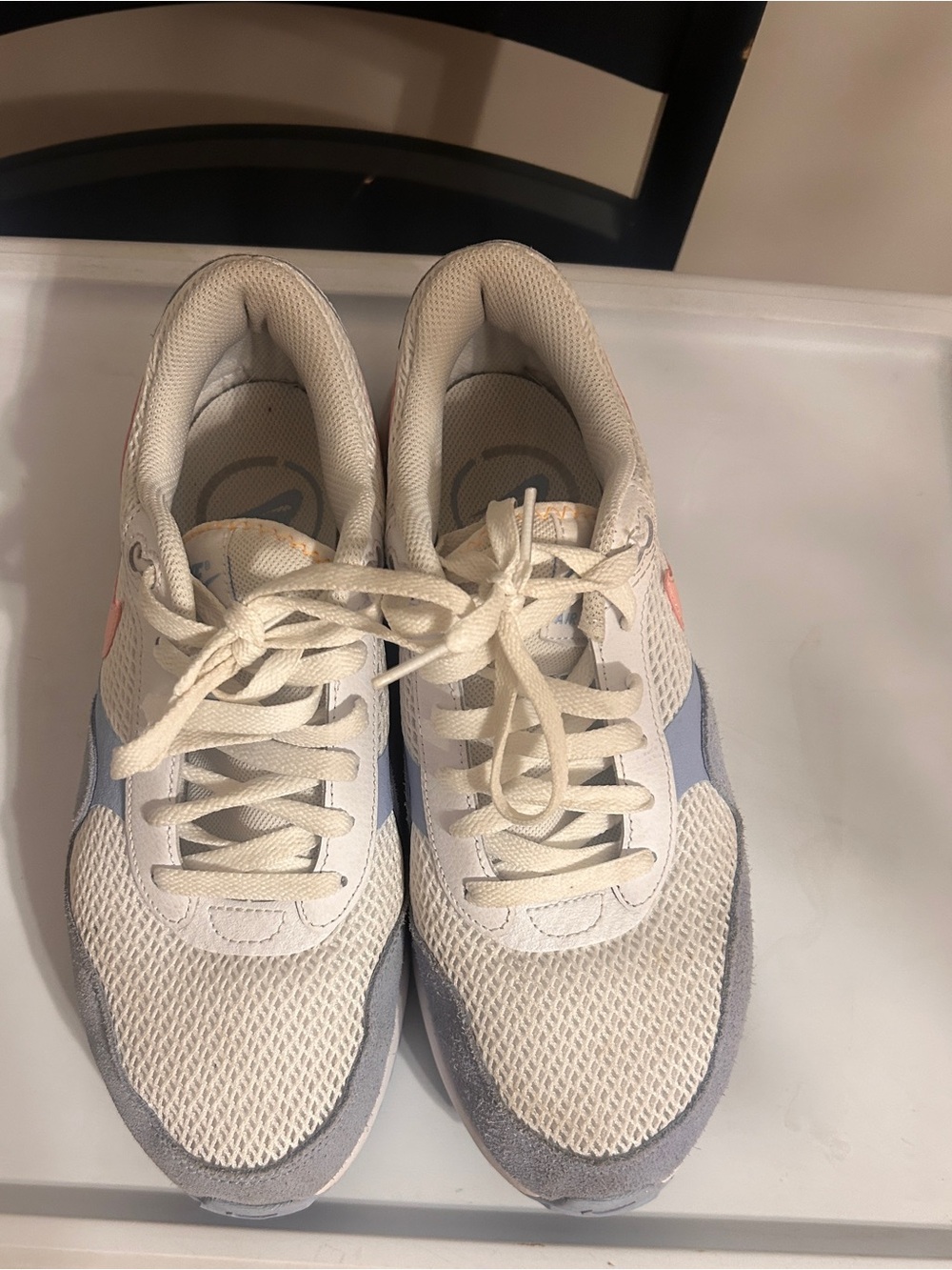 Nike Women's Air Max size 10 - Picture 4 of 7